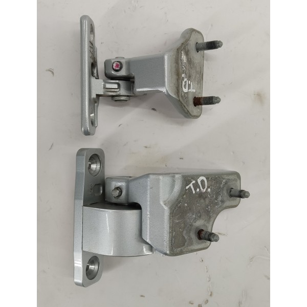 Dobradiça Porta T.d Mercedes C180 1.6 2017