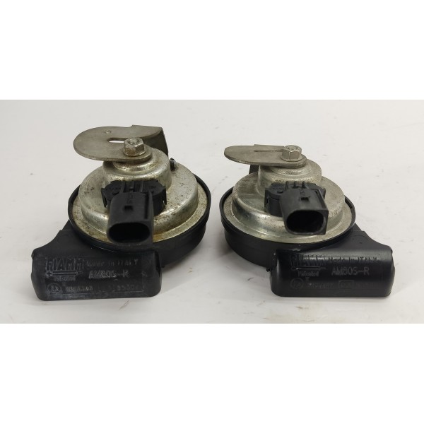 Par Buzina Mercedes C180 1.6 2017 0055307