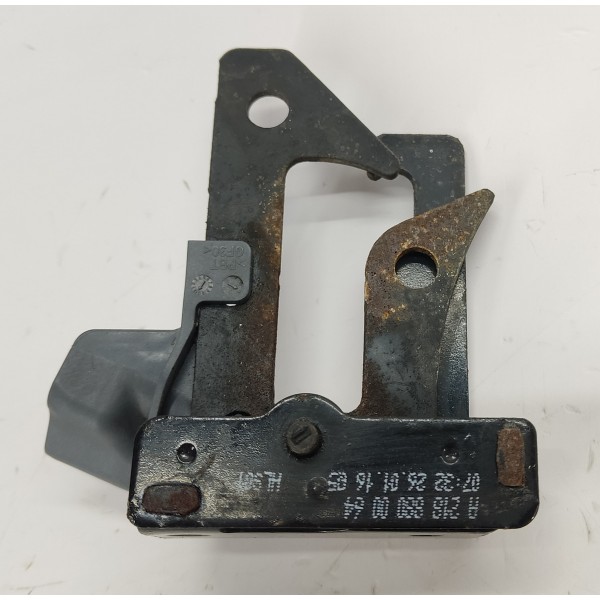 Trava Capo Mercedes C180 1.6 2017 A2188800064