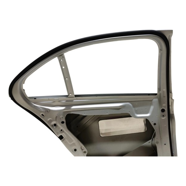 Porta Traseira Esquerda Mercedes C180 1.6 2017 Traseira Esquerdo Prata
