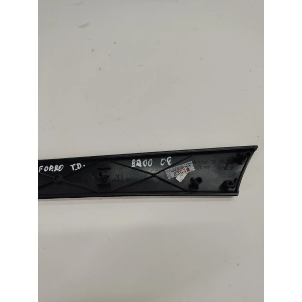 Friso Forro Porta Traseiro Direito Mercedes B180 B200 2009 Prateado