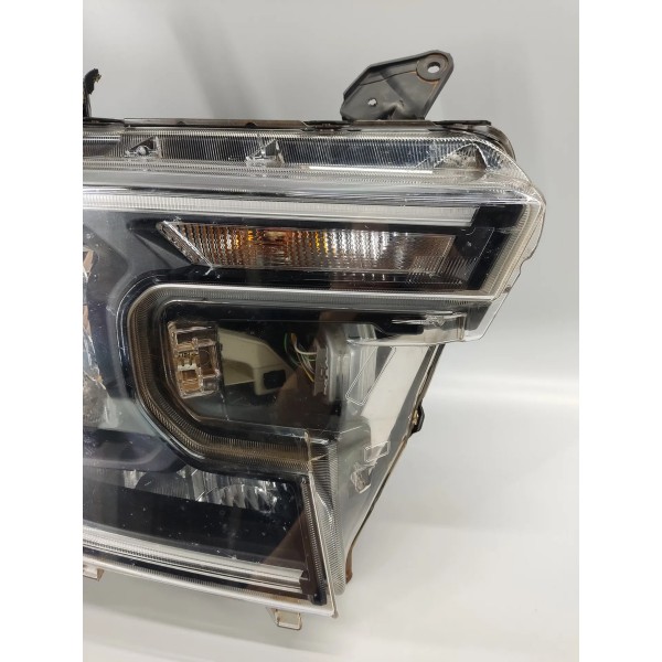Farol Retirada Peças L.d Ranger 3.0 V6 2025 Xls N1wb13e014hc Direito/passageiro