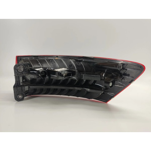 Lanterna Esquerda Volkswagen Jetta Gli 2026 17a945095c Esquerdo/motorista Vermelho