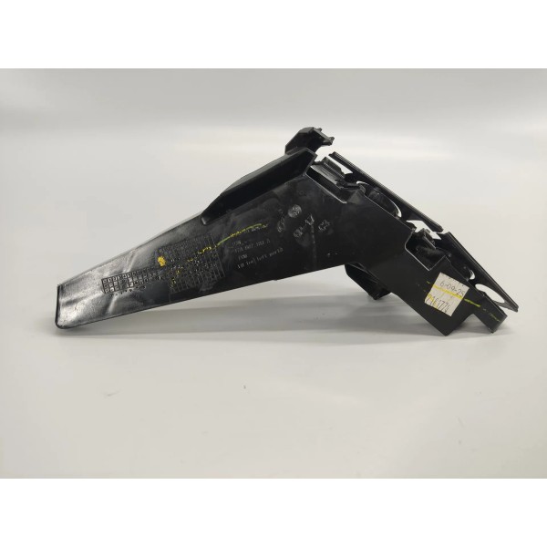 Suporte Guia Parachoque D.e Jetta Gli 2026 17a807183a