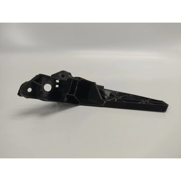 Suporte Guia Parachoque D.e Jetta Gli 2026 17a807183a