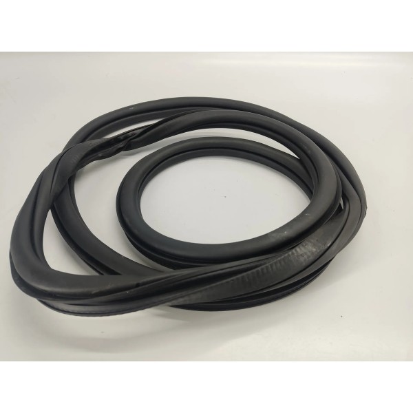 Borracha Carroceria Porta T.d Volkswagen Jetta Gli 2026