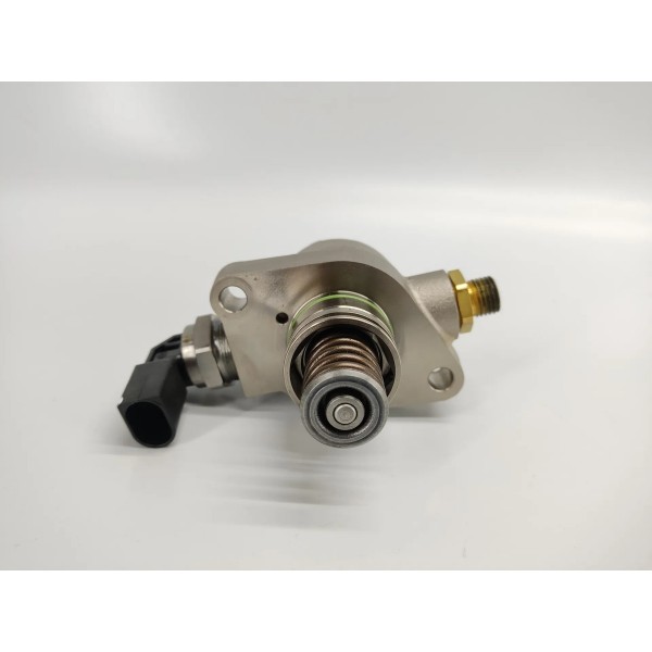 Bomba Alta Pressao Volkswagen Jetta Gli 2026 06l127027c