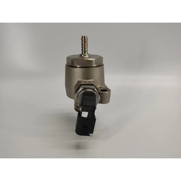 Bomba Alta Pressao Volkswagen Jetta Gli 2026 06l127027c