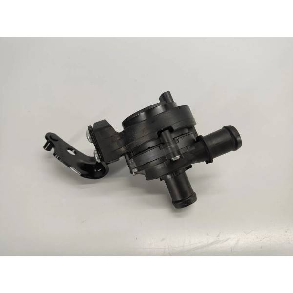 Bomba Agua Auxiliar Jetta Gli 2026 5q0965567b