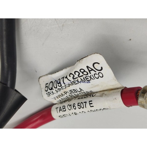 Cabo Polo Positivo Volkswagen Jetta Gli 2026 5q0971228ac Direito