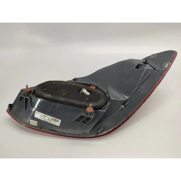 Lanterna T.e Mercedes C180 1.6 2017 A2059060357 Esquerdo Vermelho