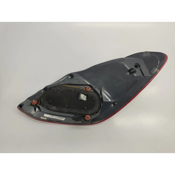 Lanterna T.e Mercedes C180 1.6 2017 A2059060357 Esquerdo Vermelho