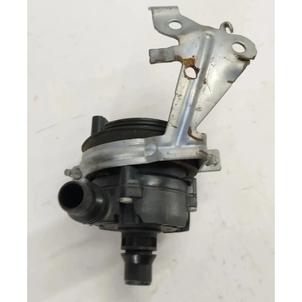 Bomba Agua Auxiliar Mercedes C180 1.6 2017 A0005004386