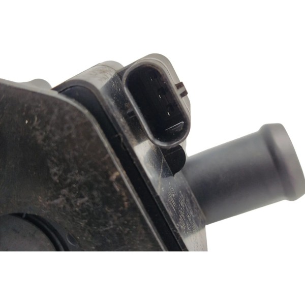 Bomba Agua Auxiliar Audi Tt Coupe 2016 5q0965561