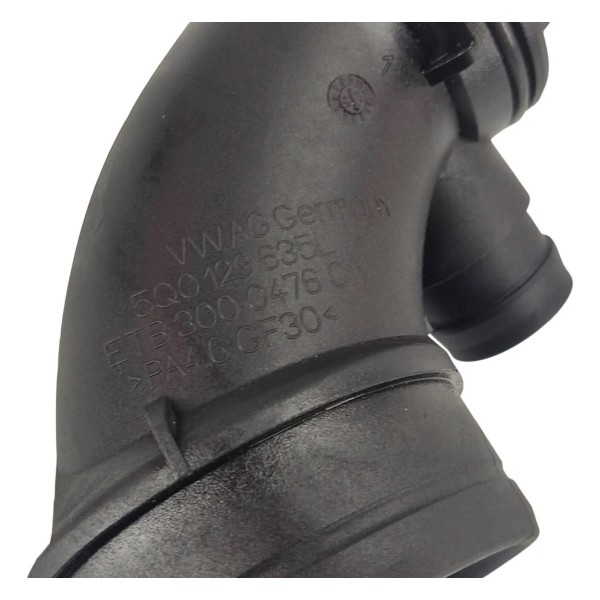 Duto Entrada Ar Turbina Audi Tt Coupe 2016 5q0129635l Preto