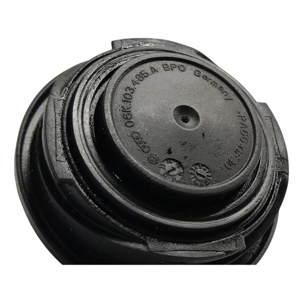 Tampa Óleo Motor Audi Tt Coupe 2016 06k103485a Preto