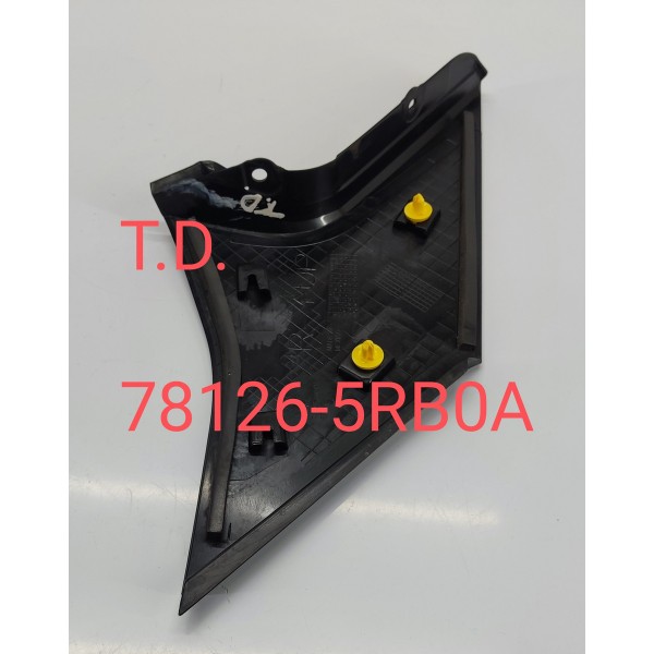 Acabamento Externo Coluna T.d Nissan Kicks 2021 781265rb0a