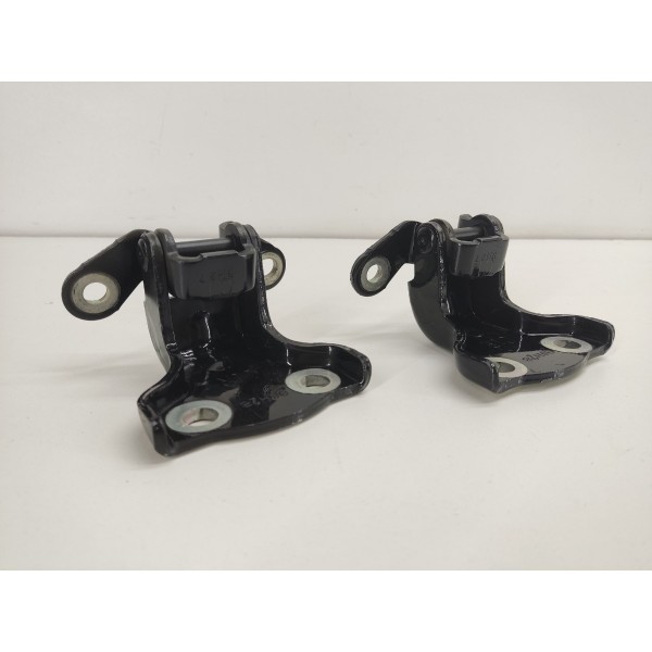 Dobradiça Porta Traseira Esquerda Chevrolet Captiva 3.6 2011