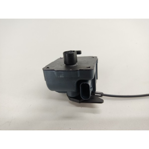 Trava Portinhola Tanque Mercedes C250 2013