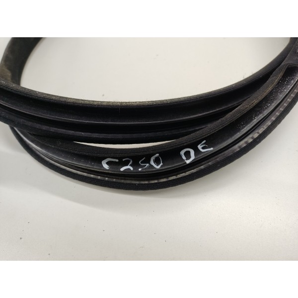 Borracha Carroceria Porta Dianteira /e Mercedes C250 2013