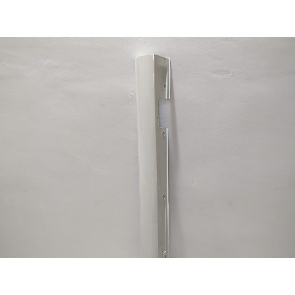 Spoiler Lateral Esquerdo Mercedes B200 2015