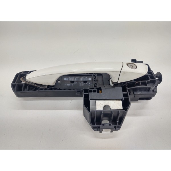 Maçaneta Externa Dianteira Esquerda Mercedes B200 2015